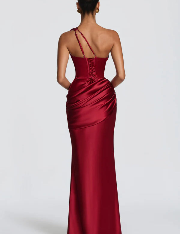 emina-maxi-dress-deep-red-dress-babyboo-fashion-1236474063_600x_bc768577-9053-4116-b362-ce617ac448f9.webp